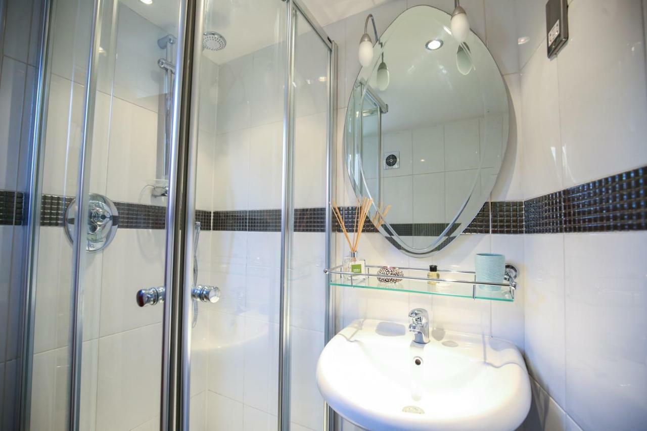 Cobbleview Rooms Уитби Экстерьер фото